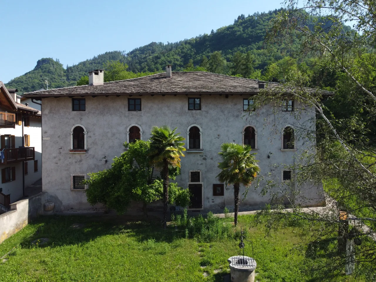 6-bed Building in Pergine Valsugana